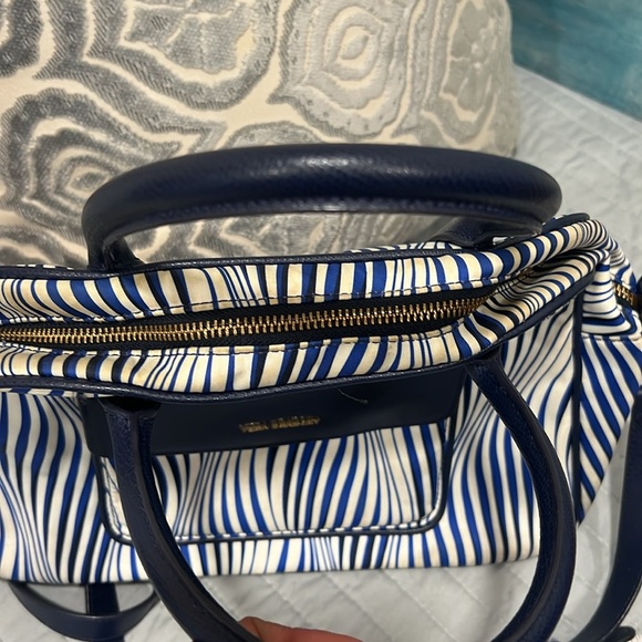 Vera Bradley Purse - Picture 4 of 6
